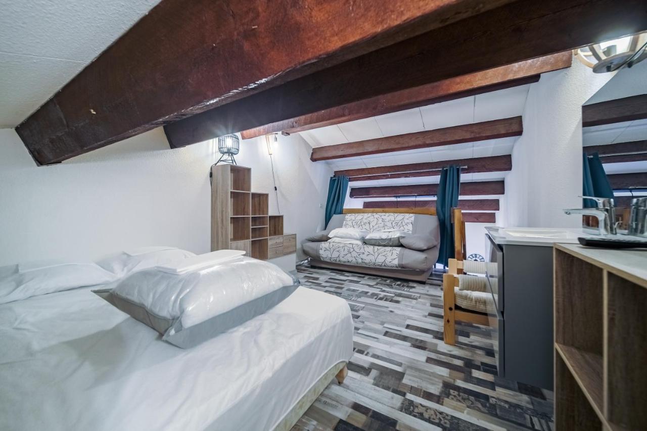Le Tetrao Apartment Les Angles  Ngoại thất bức ảnh